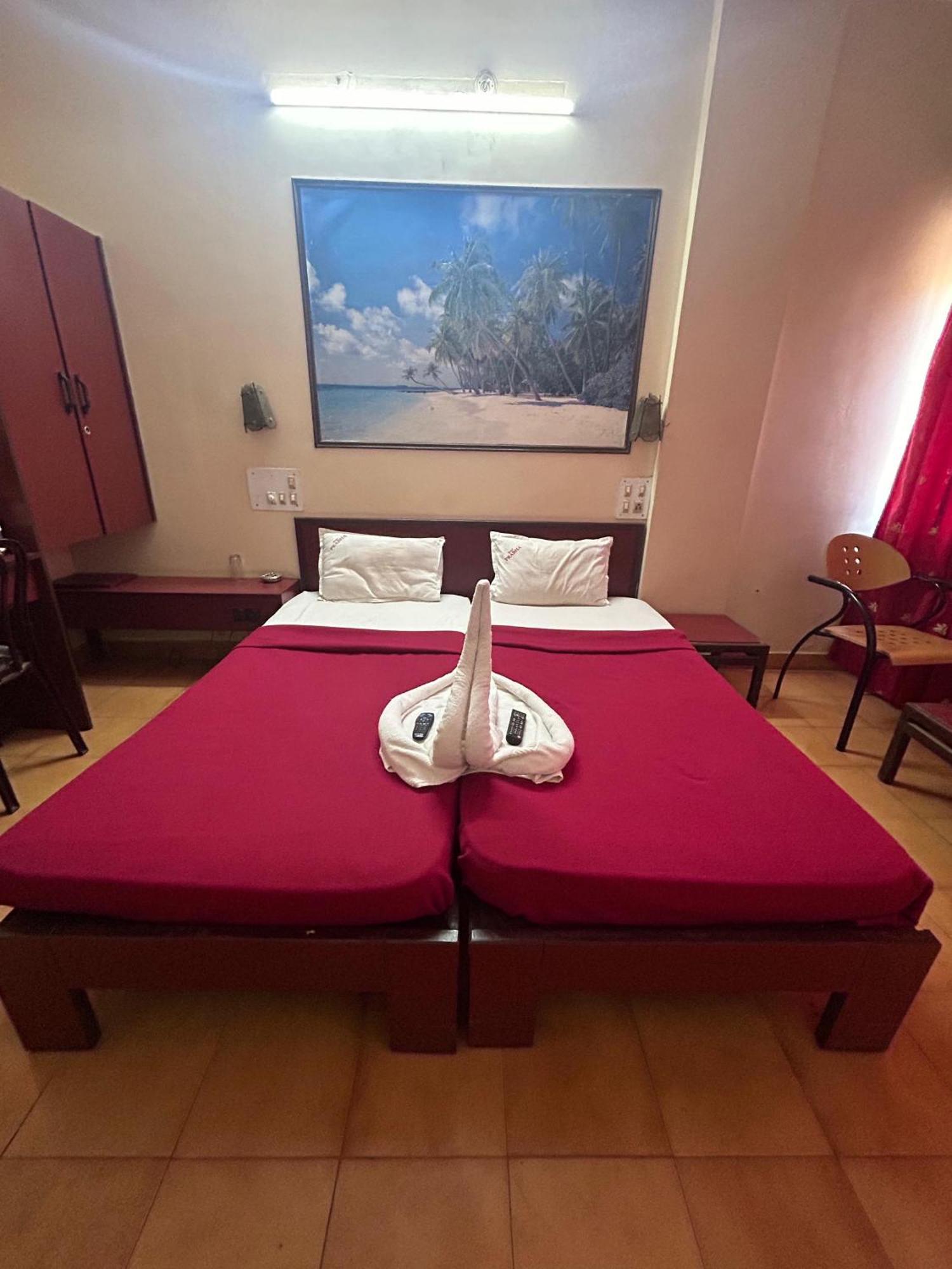 Hotel Prabha Ratnagiri Exterior photo