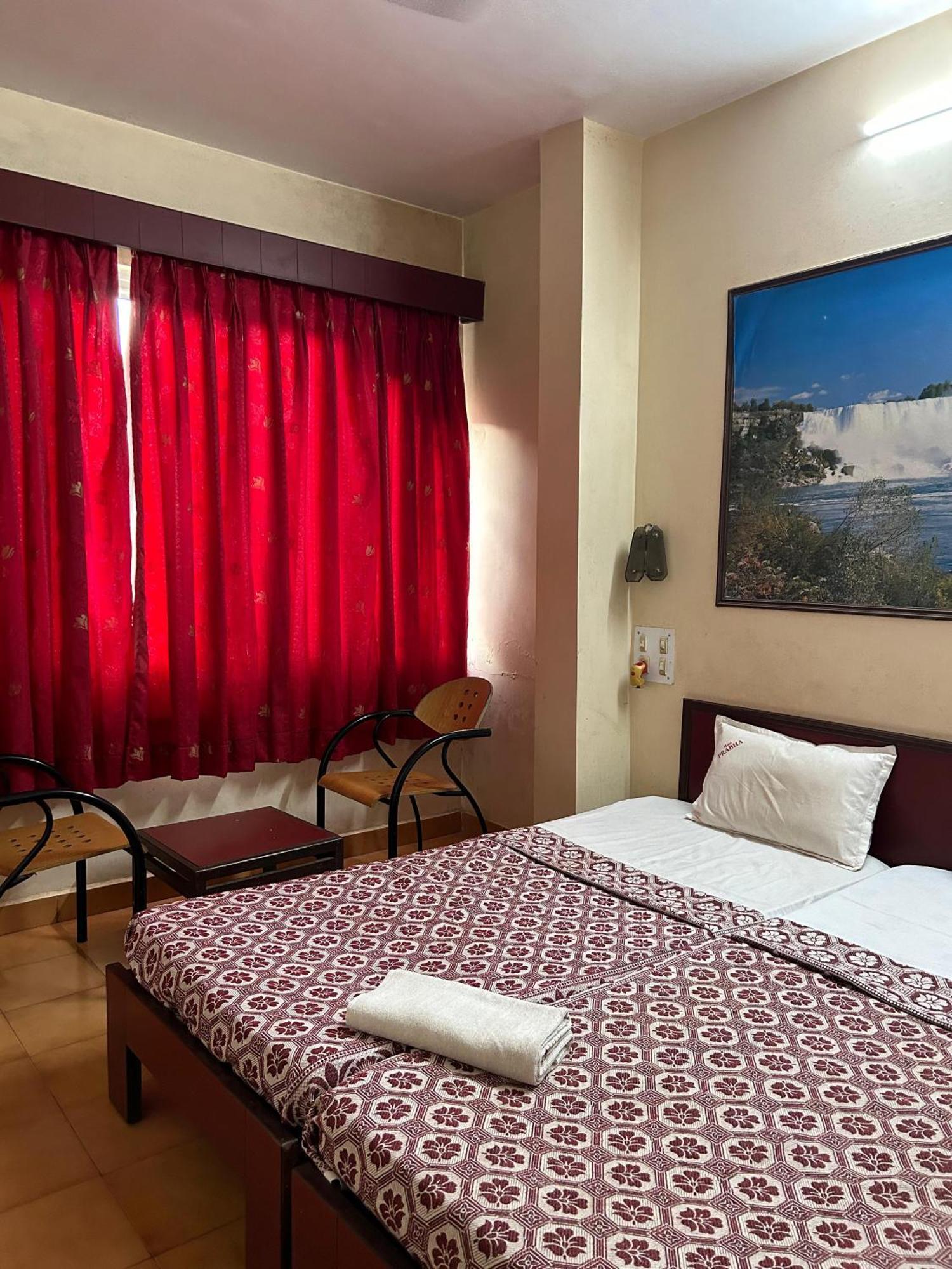 Hotel Prabha Ratnagiri Exterior photo
